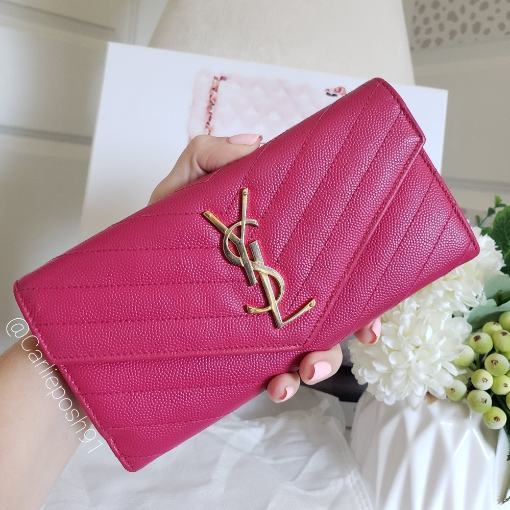 **SOLD** Authentic Pre-owned Yves Saint Laurent Grain De Poudre Envelope Wallet - Picture 4 of 16